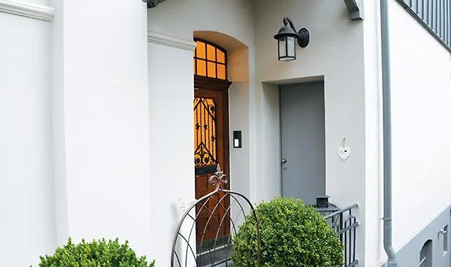 Nocleg ze śniadaniem Fabrikantenvilla Erkrath